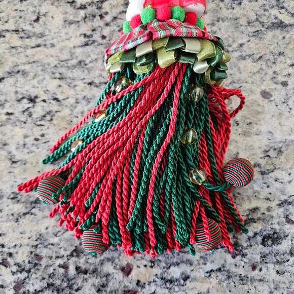 MACKENZIE CHILDS CHRISTMAS COURTLY CHECK TARTAN NUTCRACKER DECORATIVE TASSEL - Picture 8 of 9